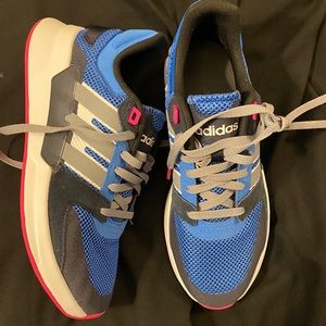 Adidas NWOT Size 9!